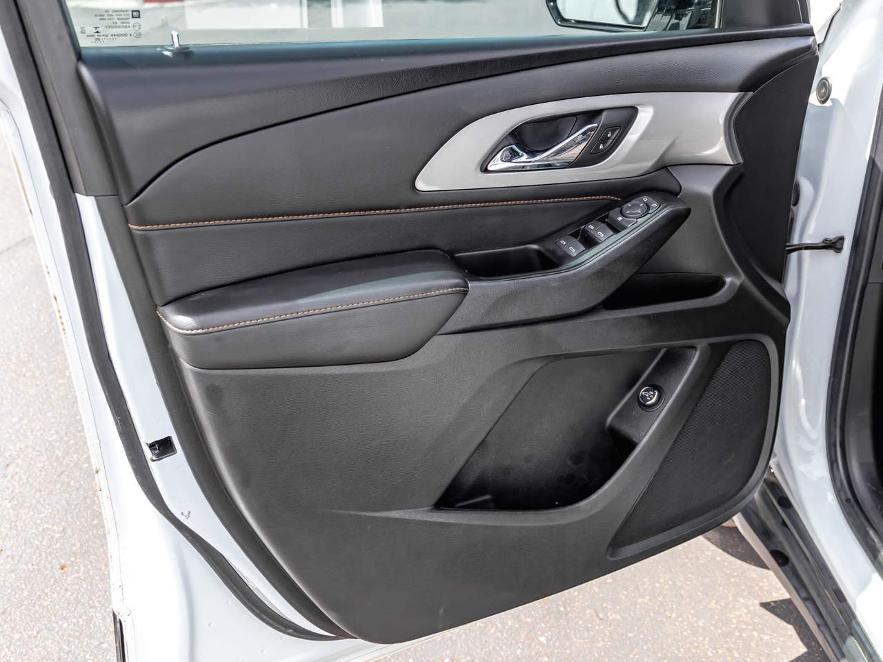 2020 Chevrolet Traverse 1LT - Photo 9