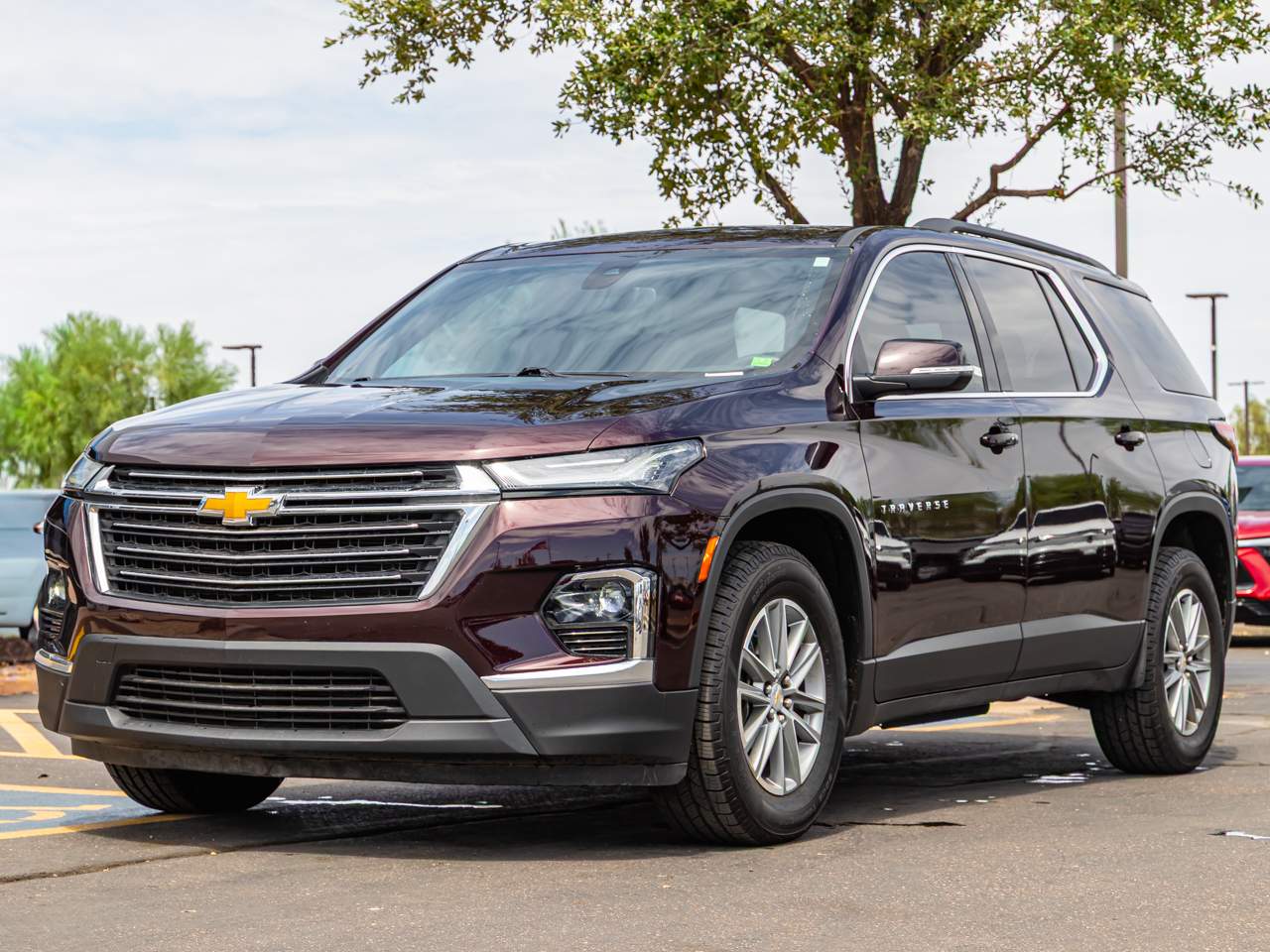 2023 Chevrolet Traverse LT Leather
