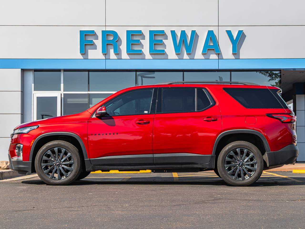 2023 Chevrolet Traverse RS