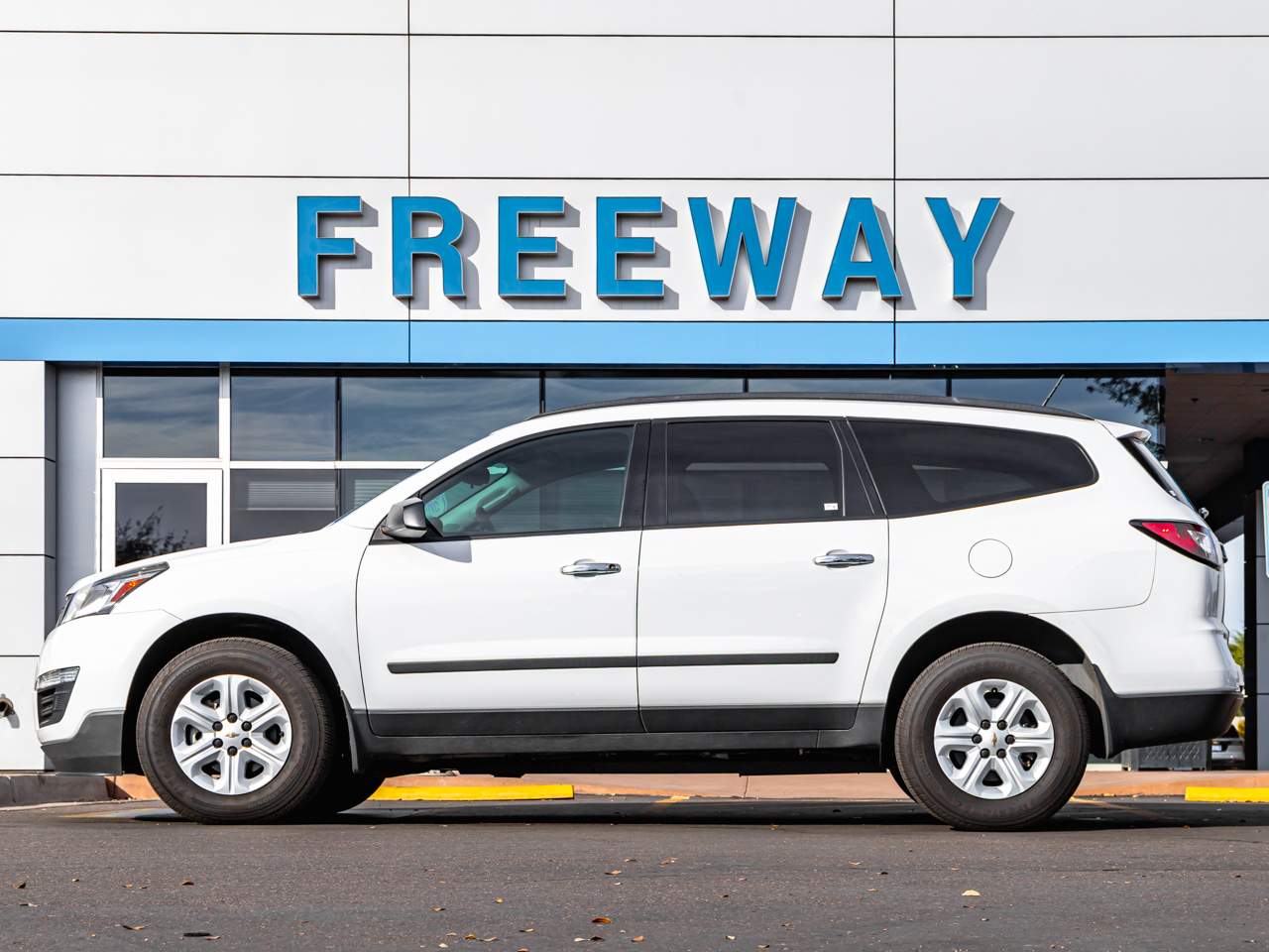 2017 Chevrolet Traverse LS