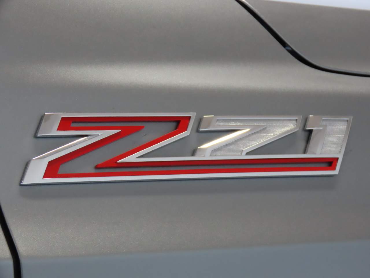 2025 Chevrolet Tahoe Z71 - Photo 6