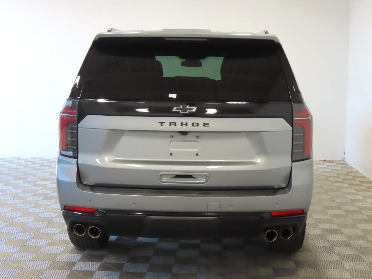 2025 Chevrolet Tahoe Z71 - Photo 4