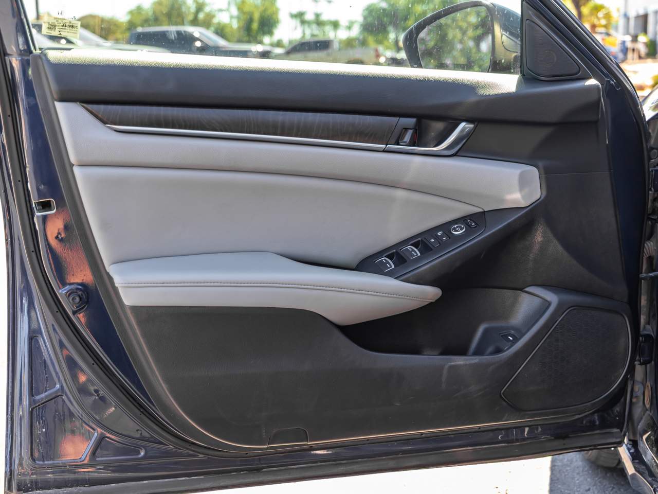 2019 Honda Accord EX - Photo 9