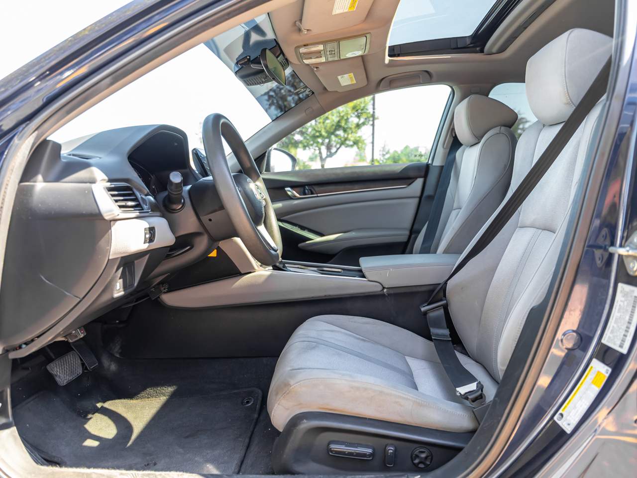 2019 Honda Accord EX - Photo 7
