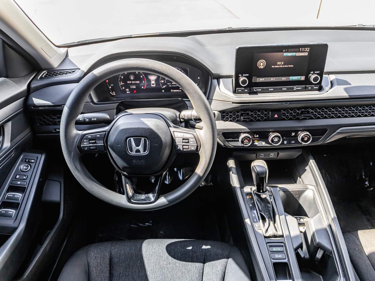 2024 Honda Accord LX - Photo 11