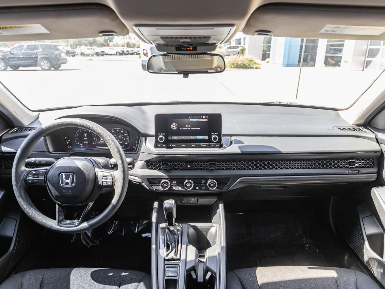 2024 Honda Accord LX - Photo 10