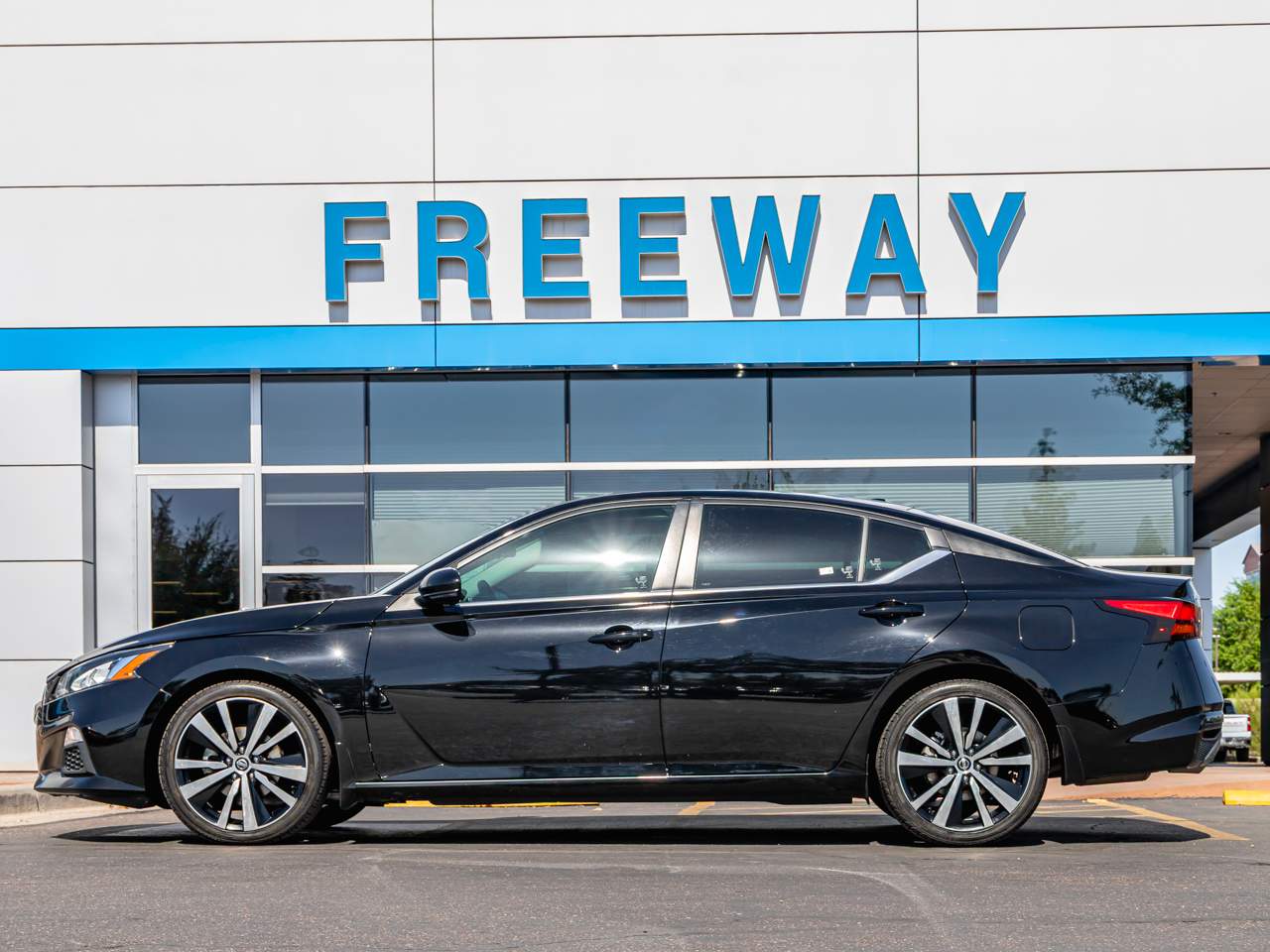 2020 Nissan Altima 2.5 SR