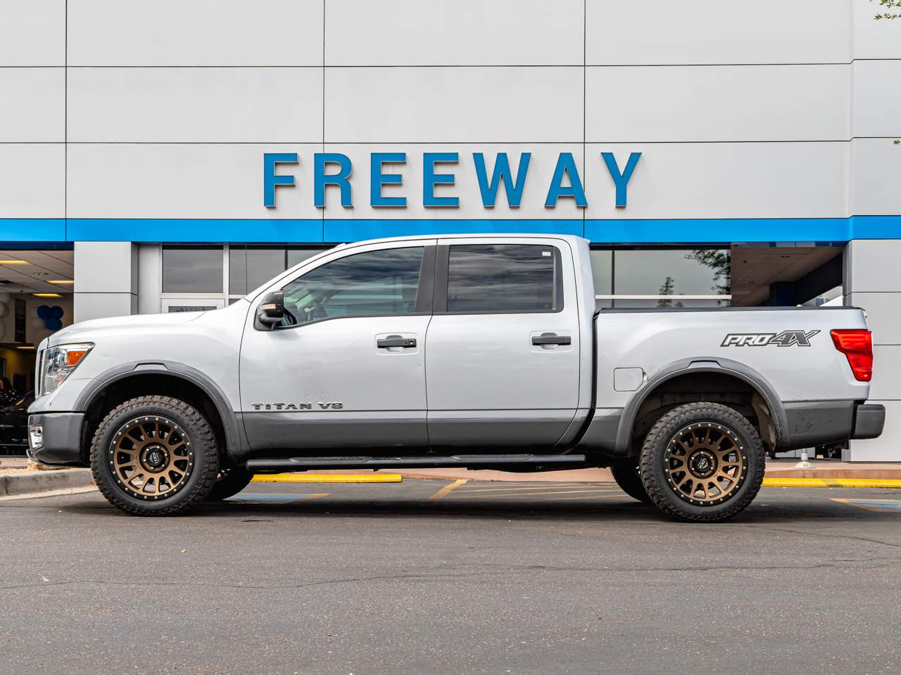2019 Nissan Titan PRO-4X Crew Cab