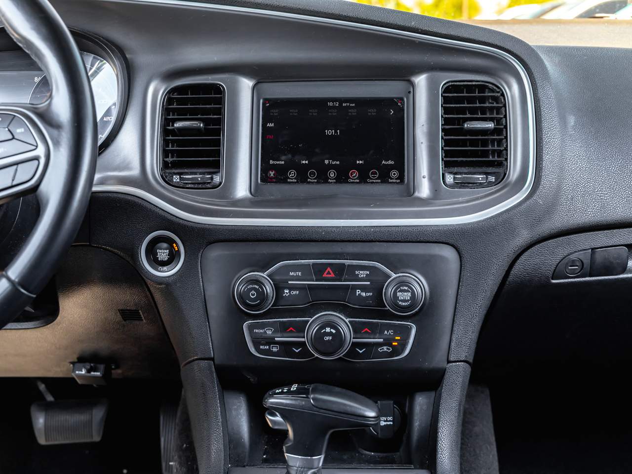 2022 Dodge Charger SXT - Photo 14