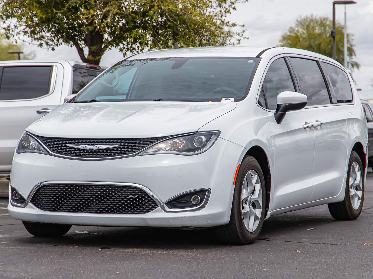 2017 Chrysler Pacifica Touring-L