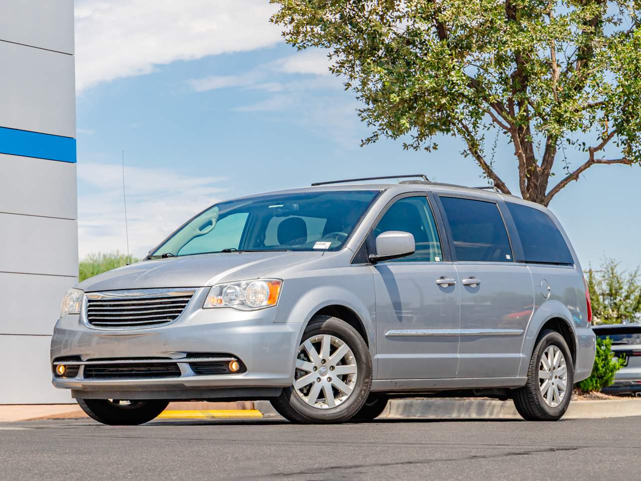 2016 Chrysler Town and Country Touring