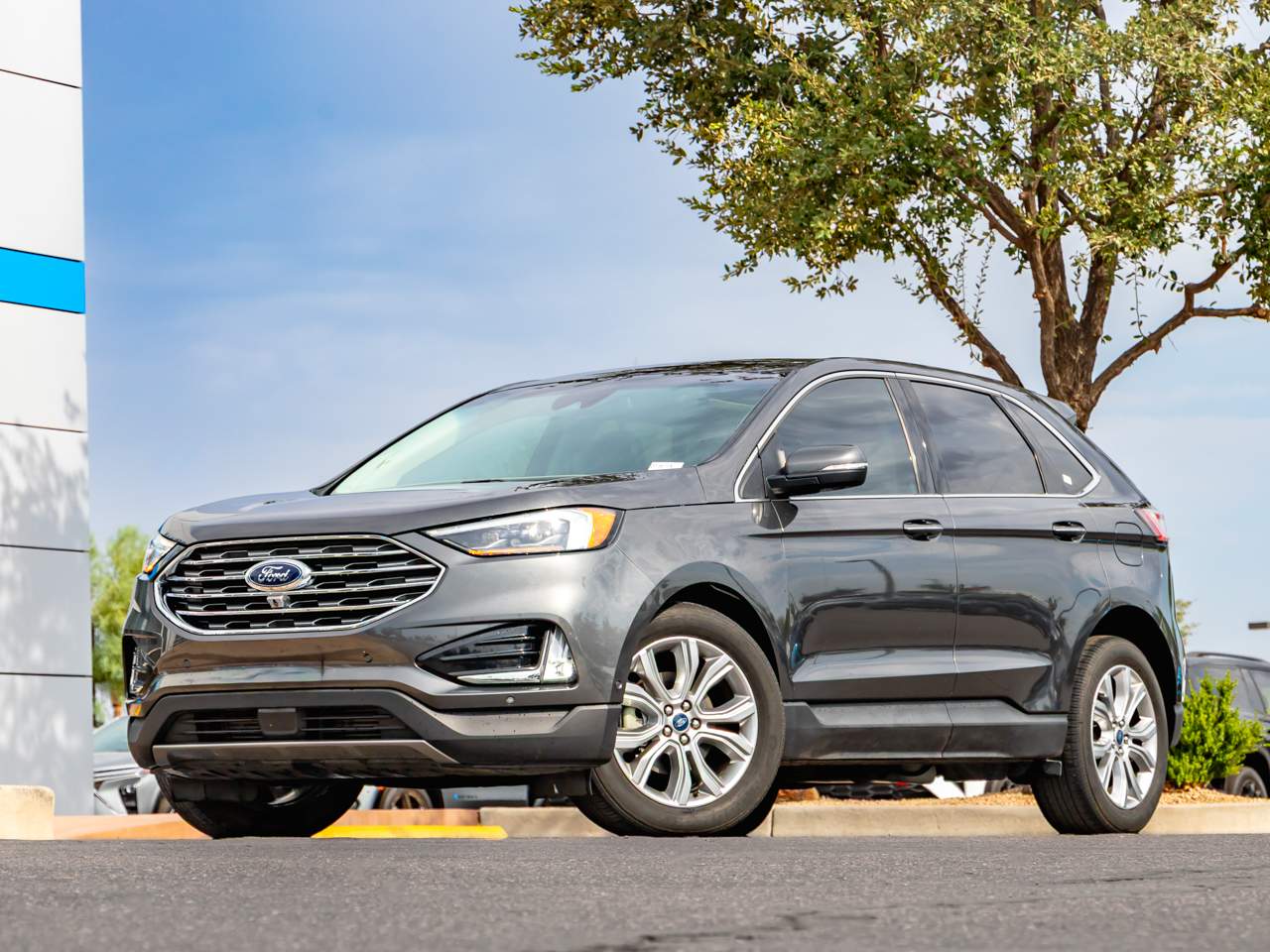 2019 Ford Edge Titanium