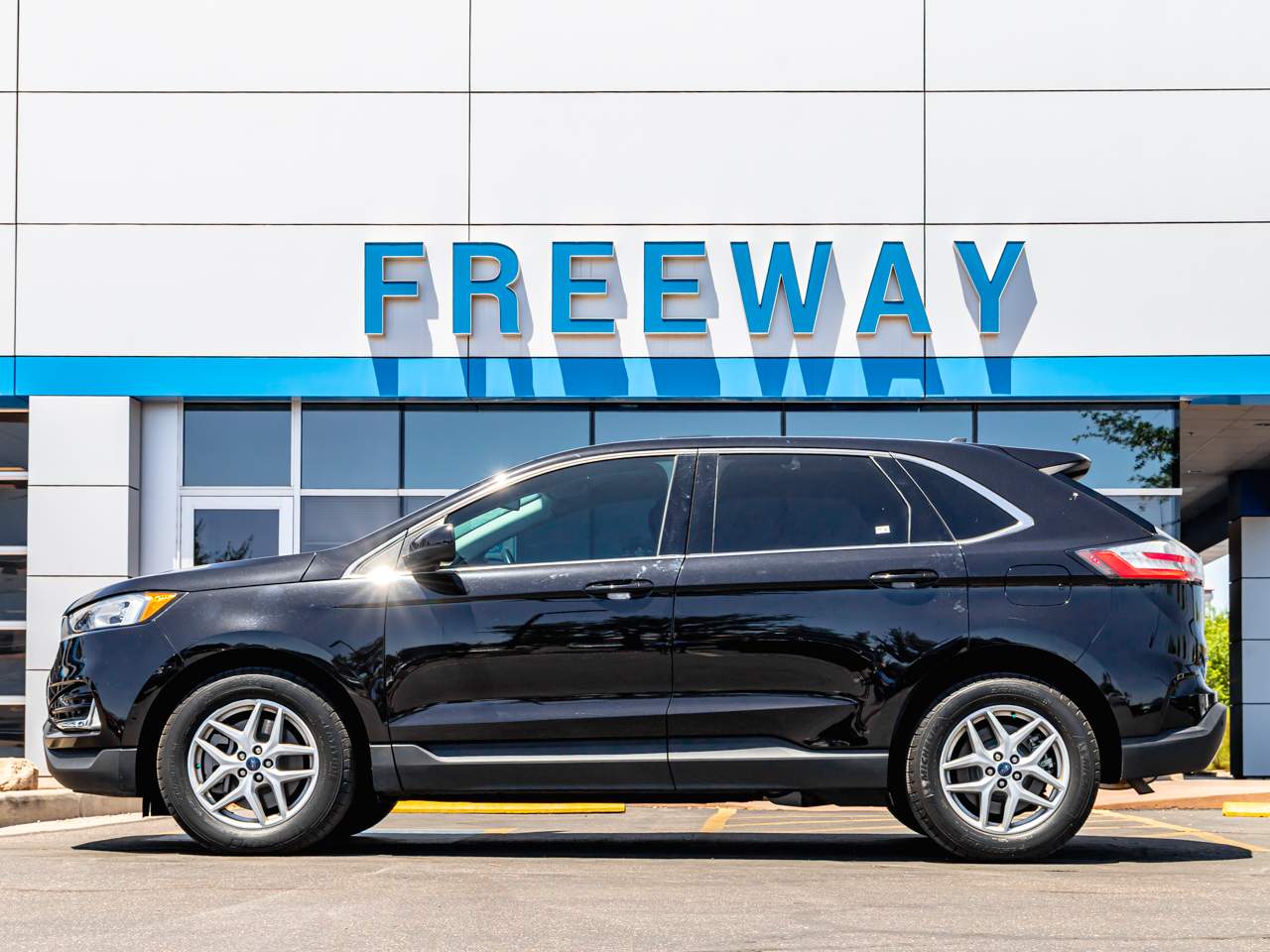 2022 Ford Edge SEL