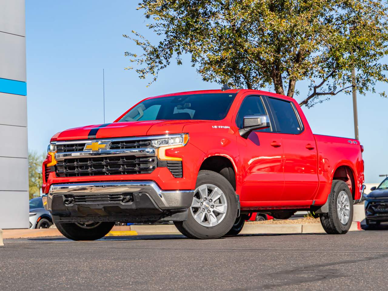 2025 Chevrolet Silverado 1500 LT Crew Cab