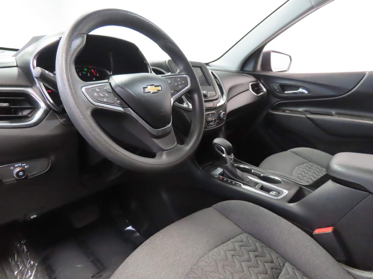 2022 Chevrolet Equinox LT - Photo 8