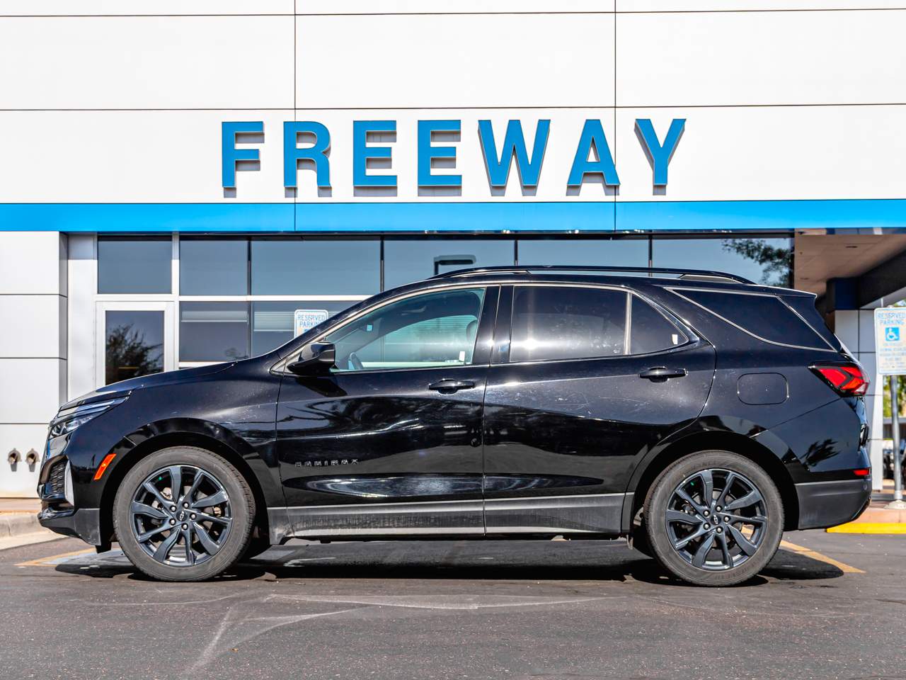 2022 Chevrolet Equinox RS