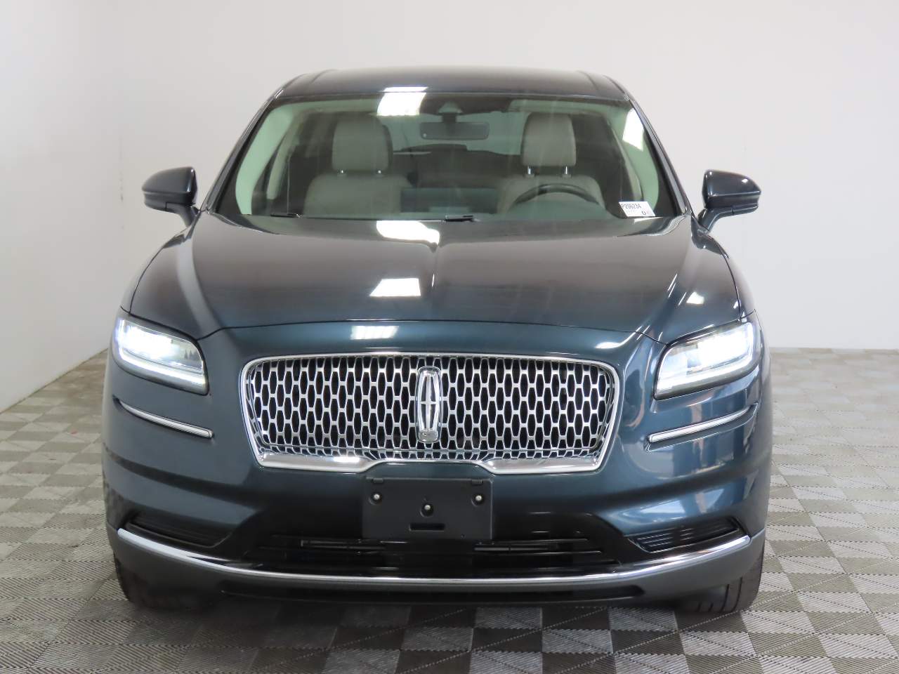 2022 Lincoln Nautilus Standard