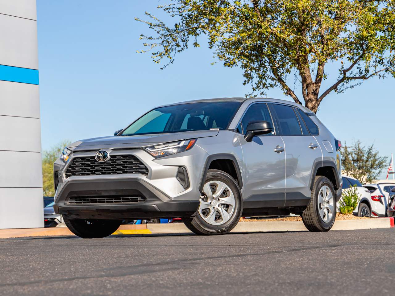 2023 Toyota RAV4 LE