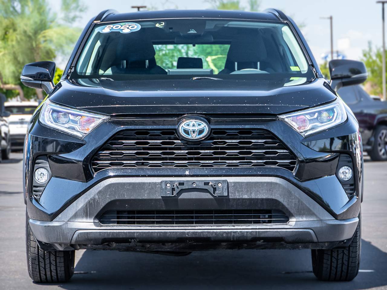 2020 Toyota RAV4 Hybrid XLE