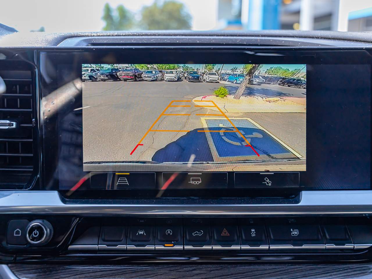 2022 Chevrolet Silverado 1500 LT - Photo 15