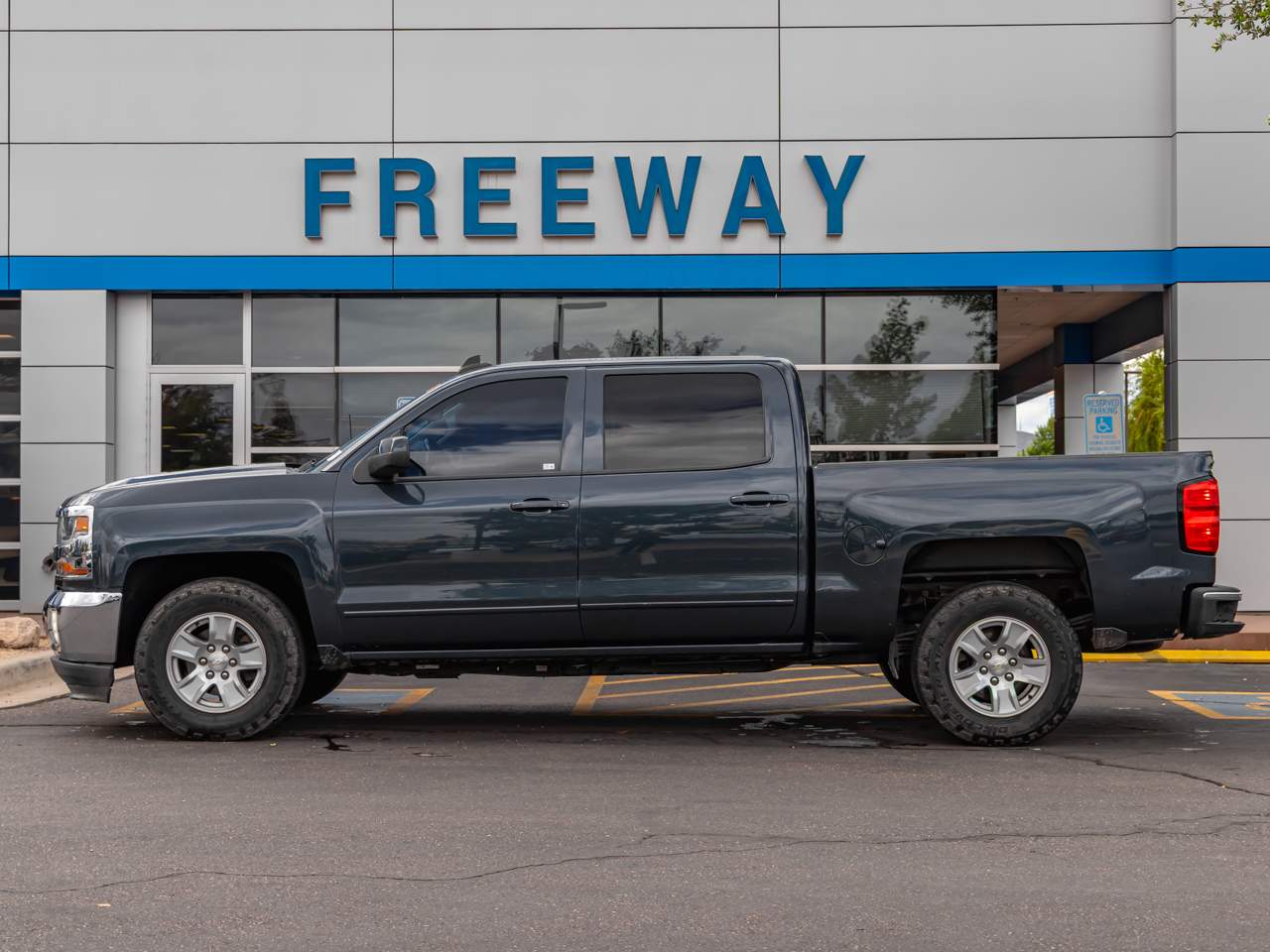 2018 Chevrolet Silverado 1500 LT Crew Cab