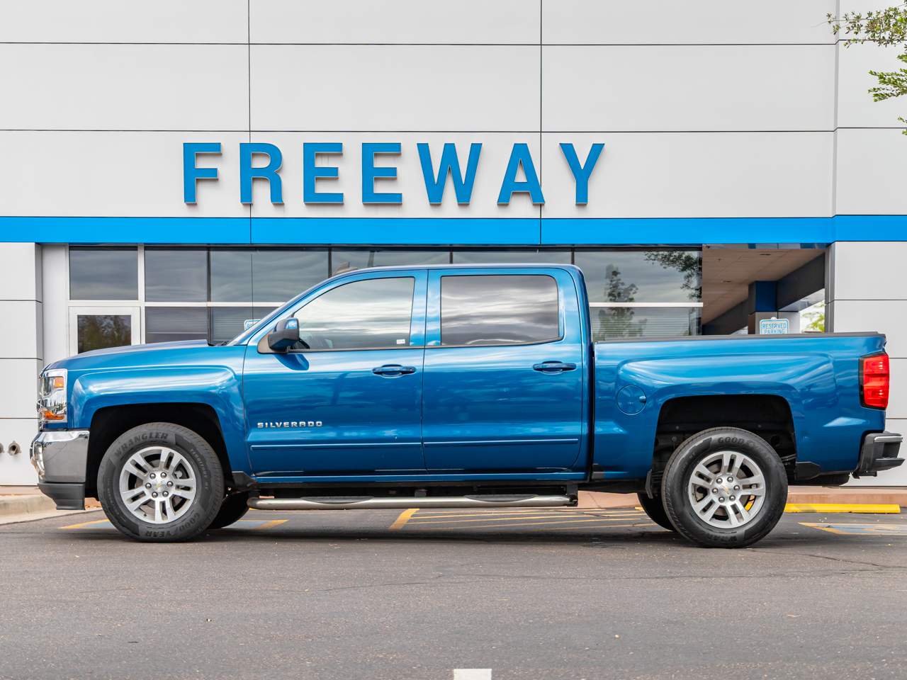 2018 Chevrolet Silverado 1500 LT Crew Cab