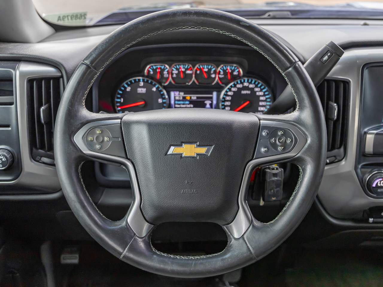 2018 Chevrolet Silverado 1500 LT - Photo 15