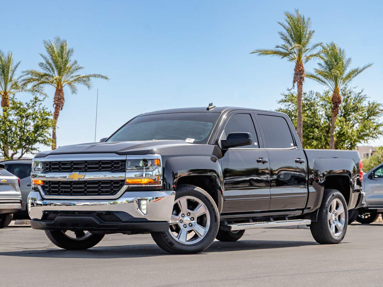 2017 Chevrolet Silverado 1500 LT Crew Cab Short Box's photo