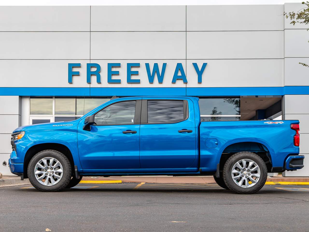 2022 Chevrolet Silverado 1500 Custom Crew Cab