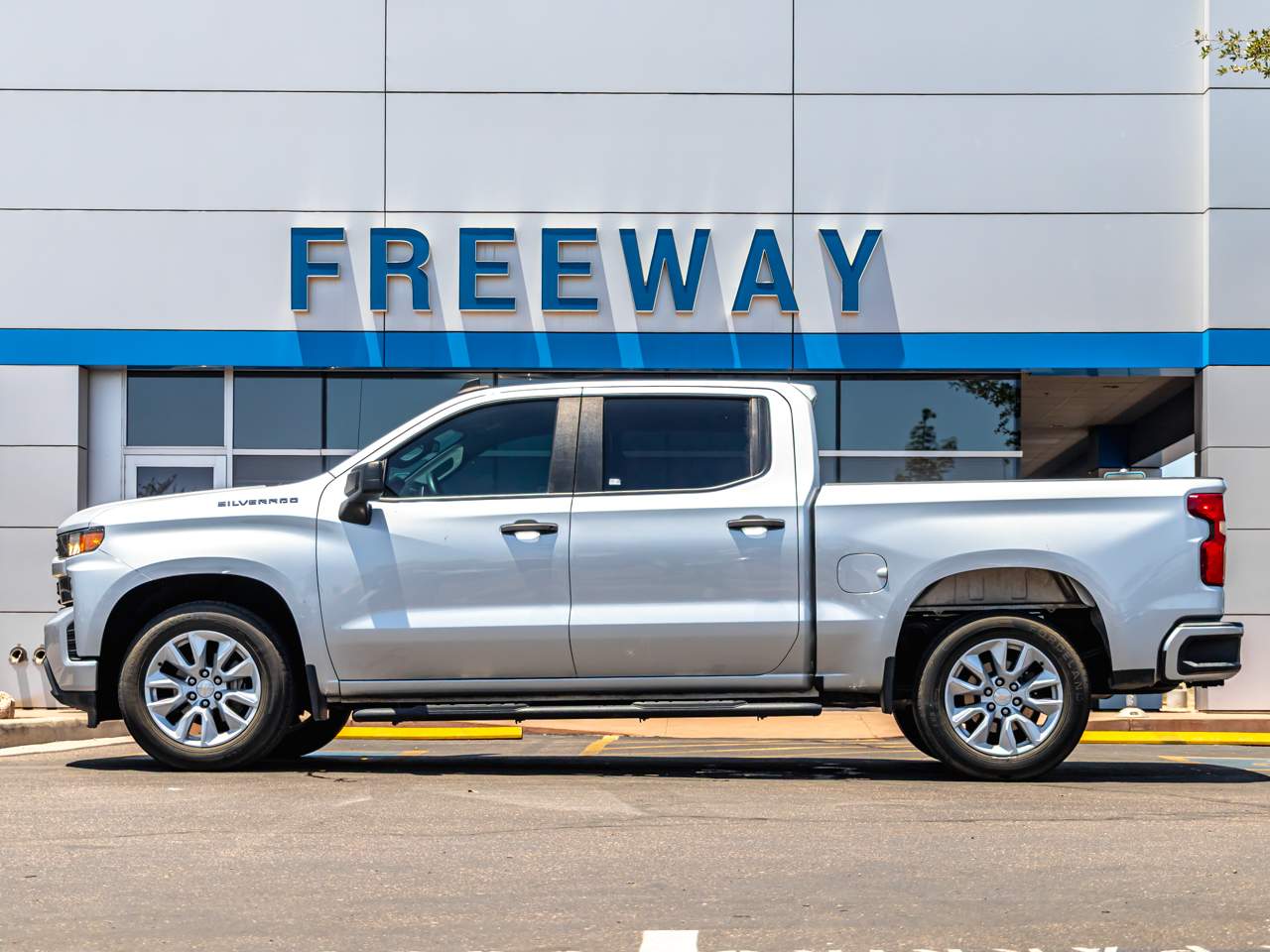 2022 Chevrolet Silverado 1500 Limited Custom Crew Cab