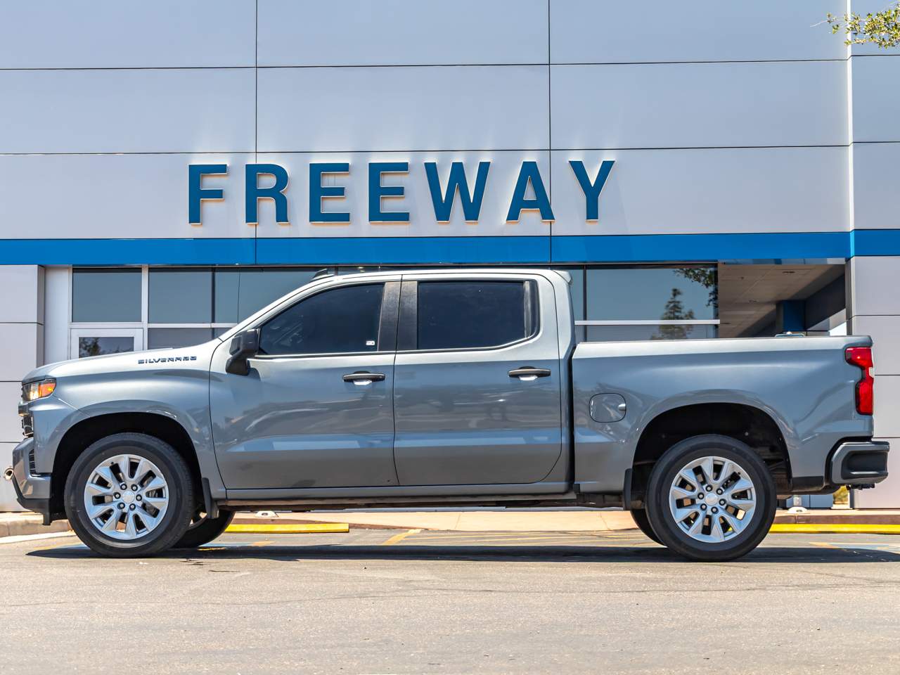 2022 Chevrolet Silverado 1500 Limited Custom Crew Cab