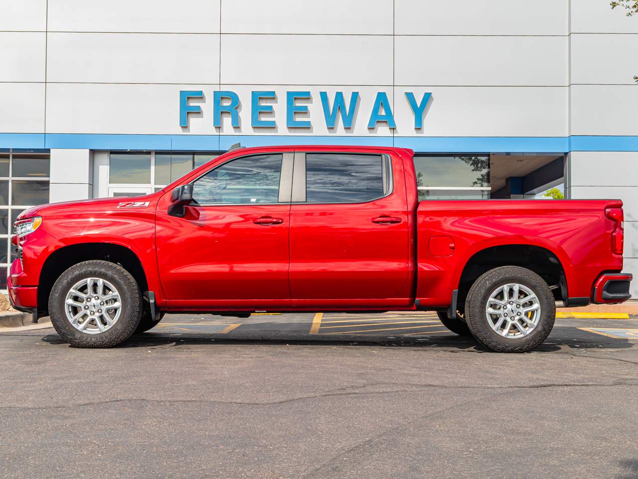 2024 Chevrolet Silverado 1500 RST photo 3
