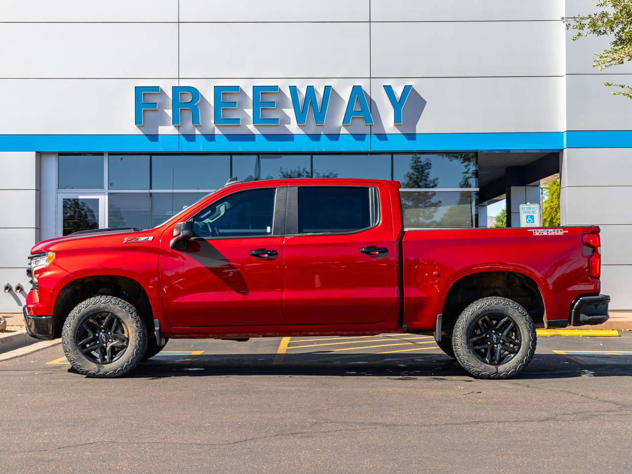 2024 Chevrolet Silverado 1500 LT Trail Boss Crew Cab