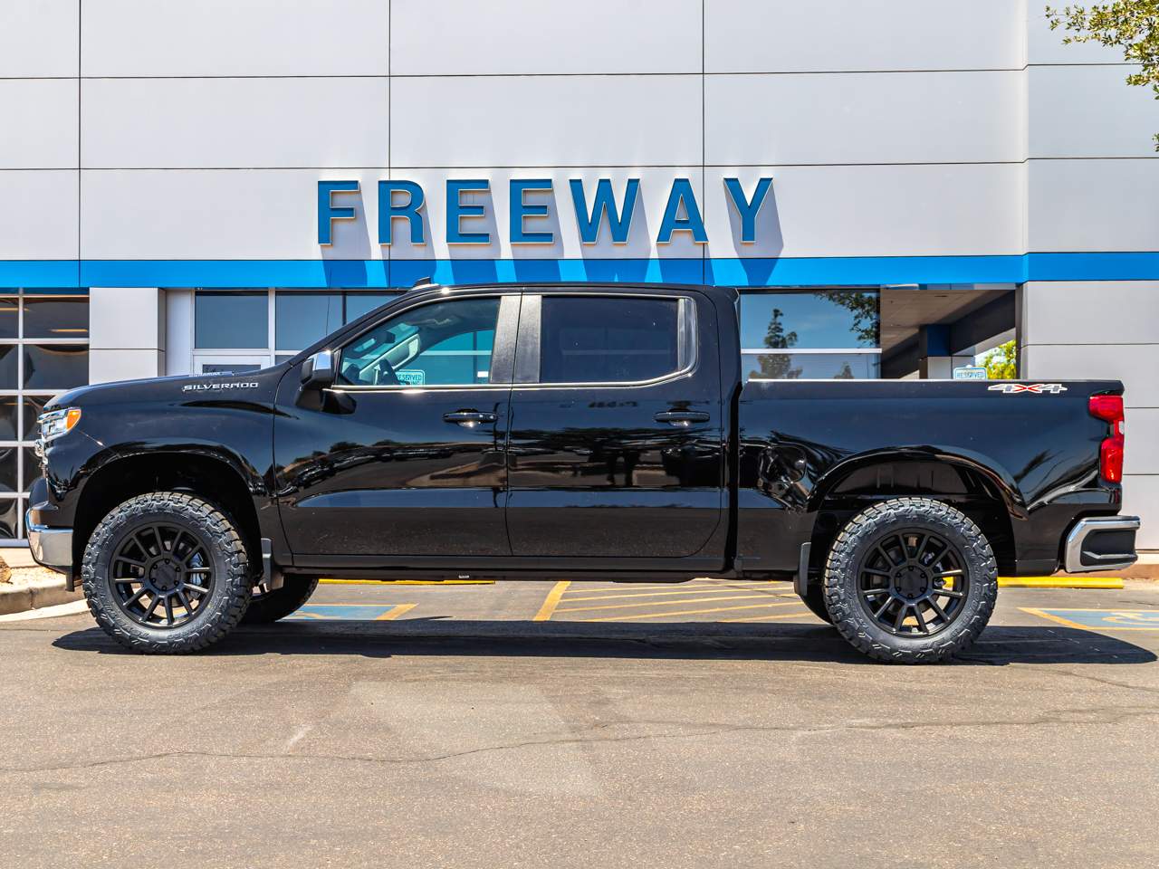 2026 Chevrolet Silverado 1500 Crew Cab 1LT 4WD