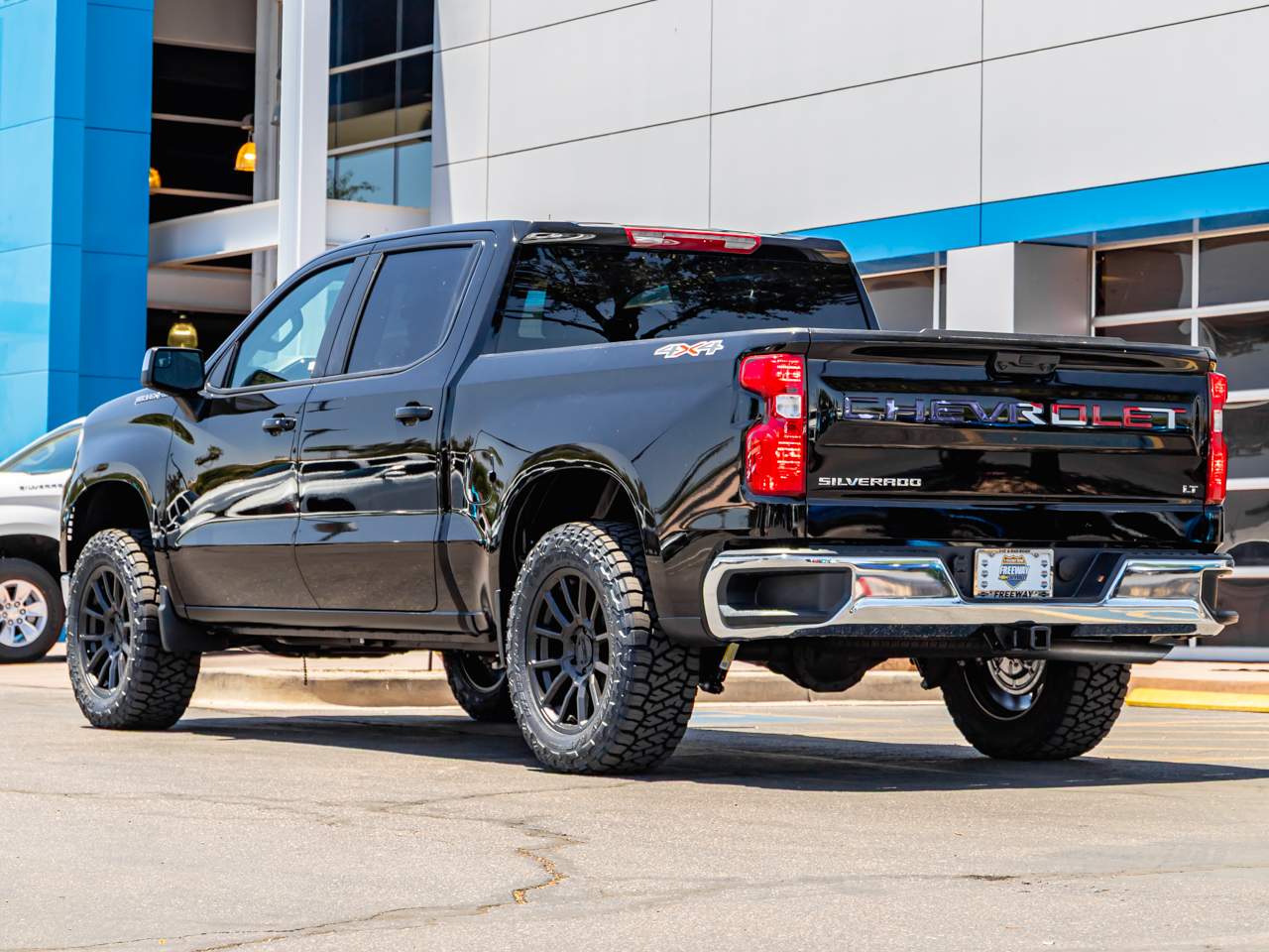 2026 Chevrolet Silverado 1500 LT - Photo 3