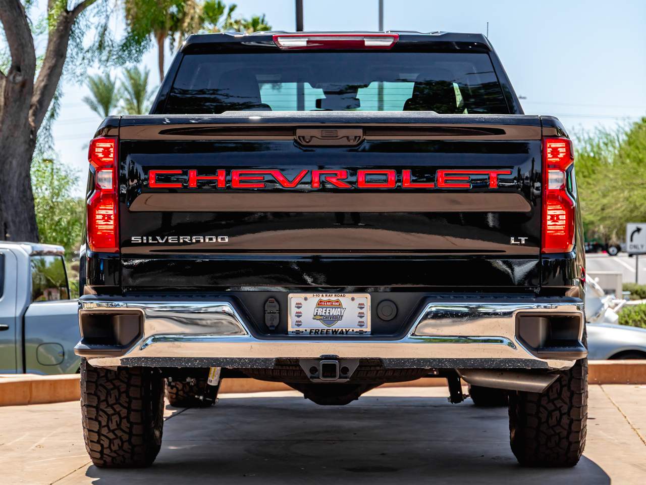 2026 Chevrolet Silverado 1500 LT - Photo 5