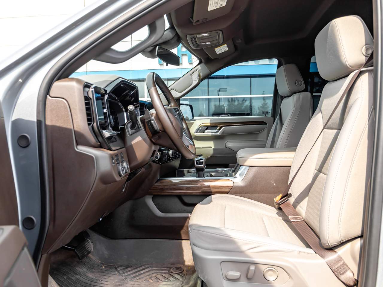 2025 Chevrolet Silverado 1500 LT Trail Boss - Photo 7