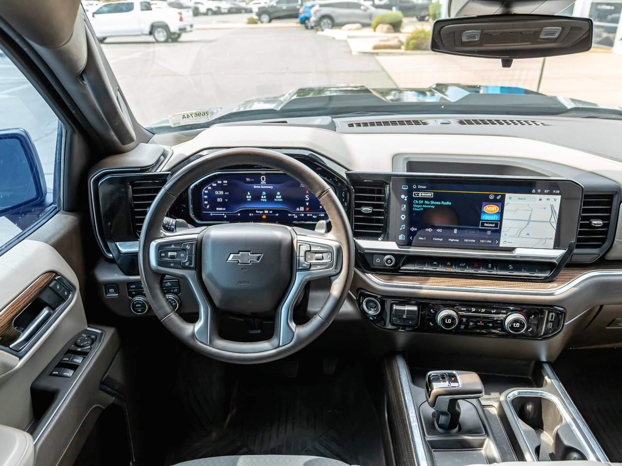 2025 Chevrolet Silverado 1500 LT Trail Boss - Photo 11