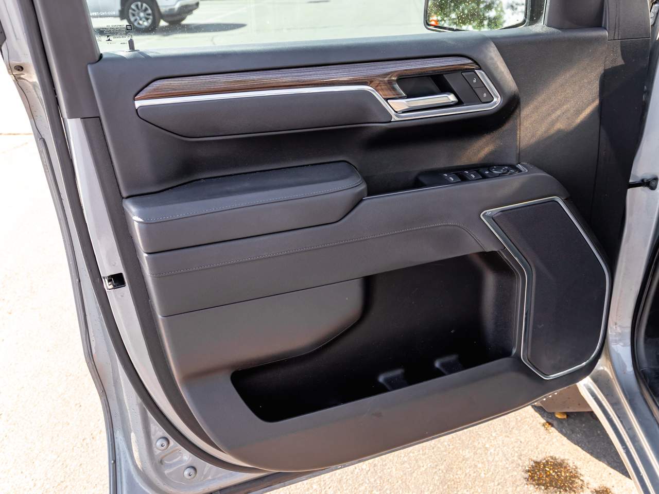 2025 Chevrolet Silverado 1500 LT Trail Boss - Photo 18