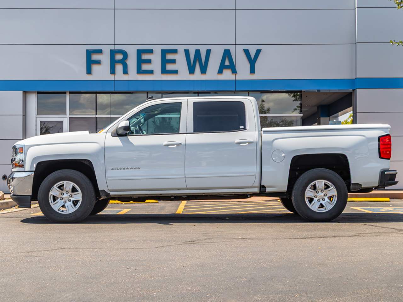 2018 Chevrolet Silverado 1500 LT Z71 Crew Cab
