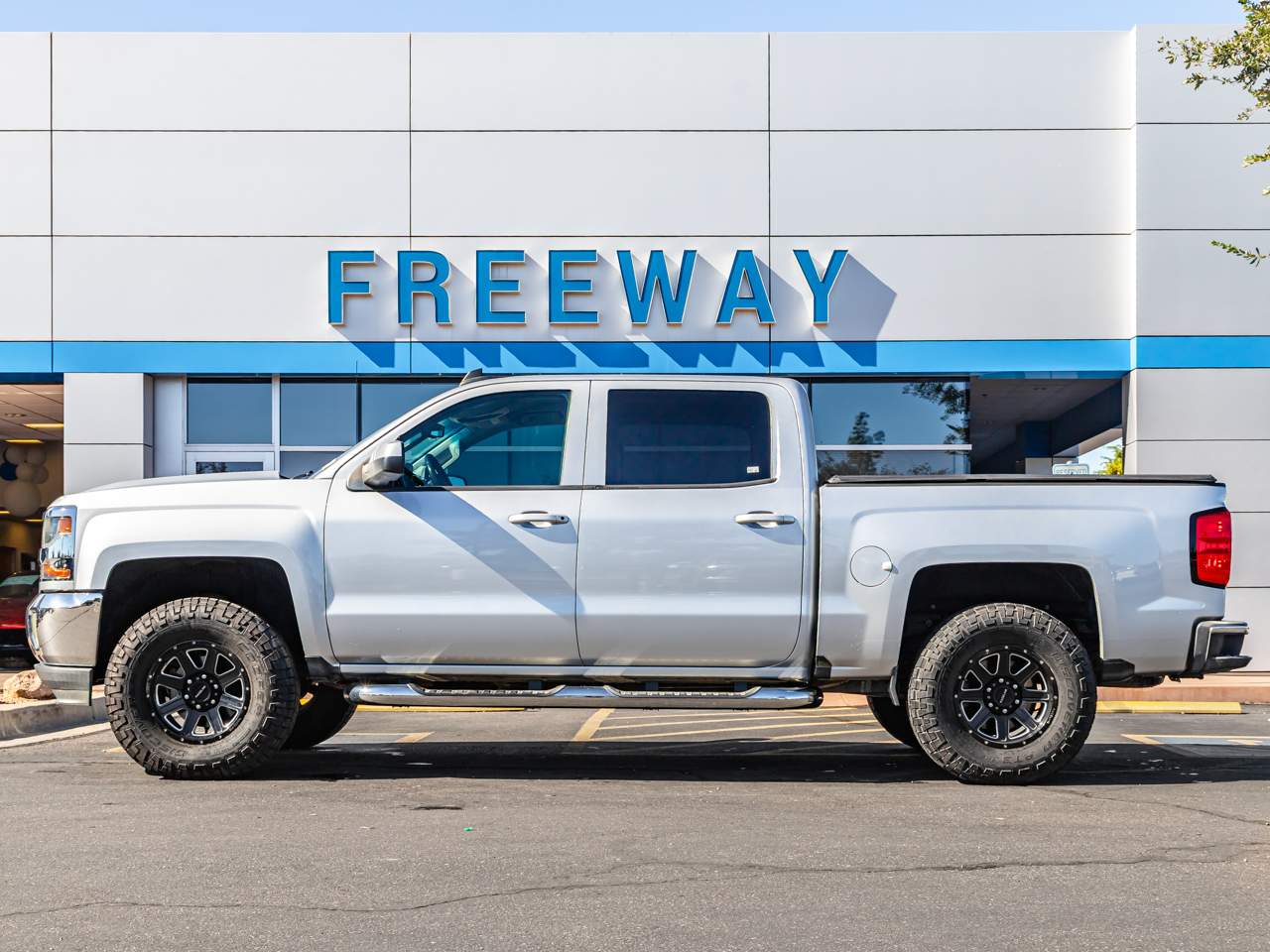 2017 Chevrolet Silverado 1500 LT Crew Cab