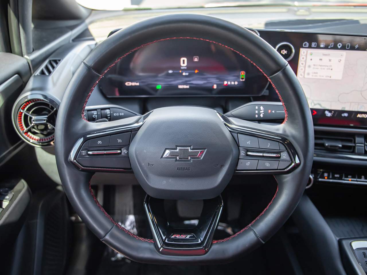 2024 Chevrolet Equinox EV RS - Photo 23