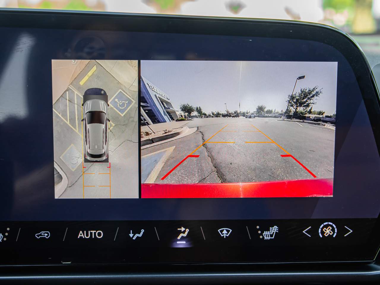 2024 Chevrolet Equinox EV RS - Photo 32