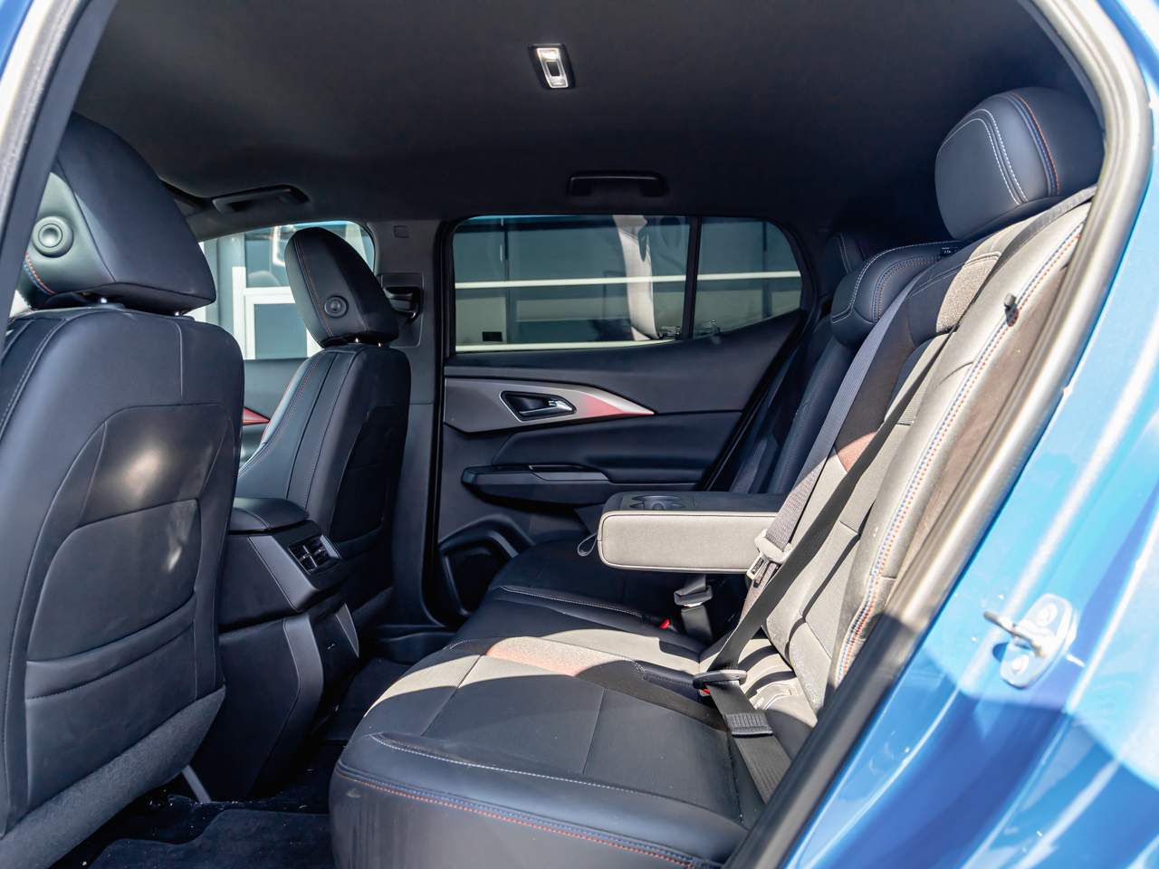 2024 Chevrolet Equinox EV RS - Photo 36