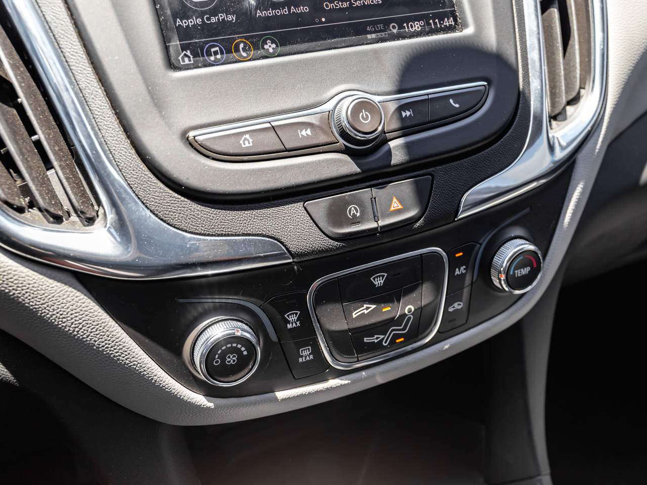 2023 Chevrolet Equinox LS - Photo 16