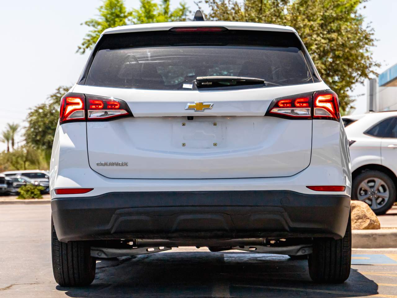 2023 Chevrolet Equinox LS - Photo 5