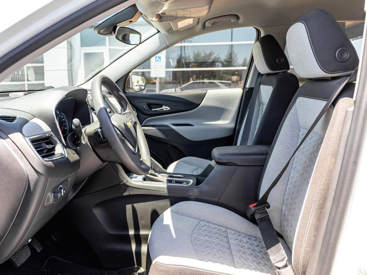2023 Chevrolet Equinox LS - Photo 7