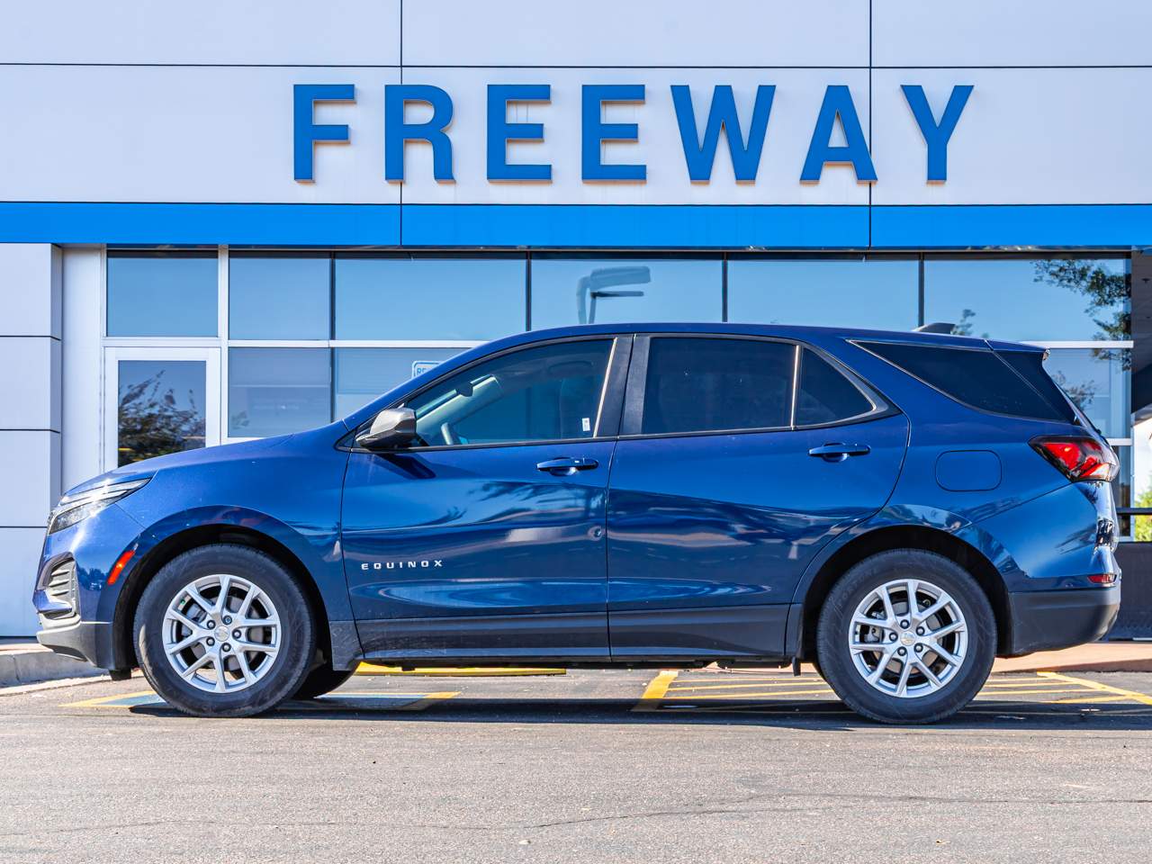 2022 Chevrolet Equinox LS