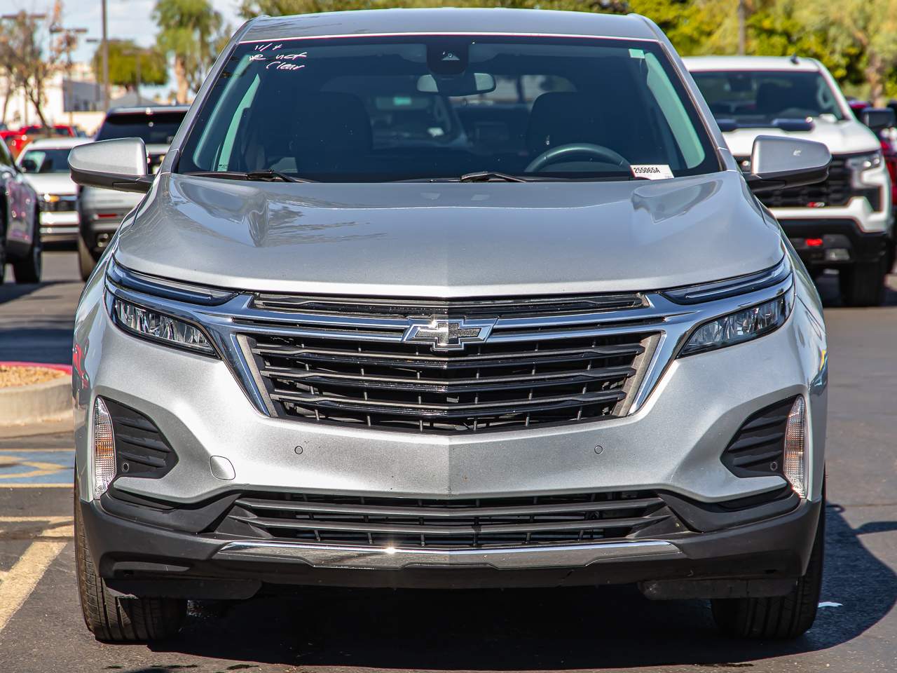 Used 2022 Chevrolet Equinox LT with VIN 3GNAXKEV4NL122250 for sale in Chandler, AZ