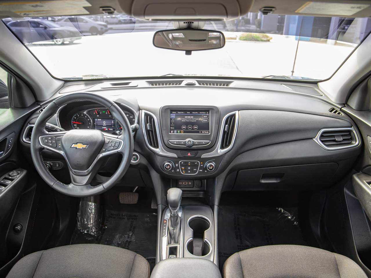 2020 Chevrolet Equinox LT - Photo 10